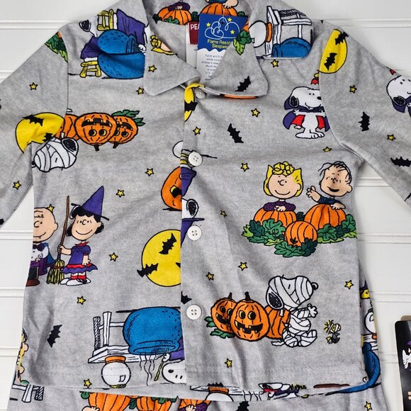 Peanuts Kids Halloween Snoopy & Friends 2 Piece Fleece Pajama Set Size 24 MO NWT - Picture 2 of 10